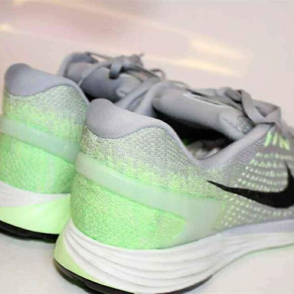 Nike Lunarglide 7 RunningTextile Sneakers Tennis Shoes Men size 10.5 or Women 12 - Picture 3 of 7